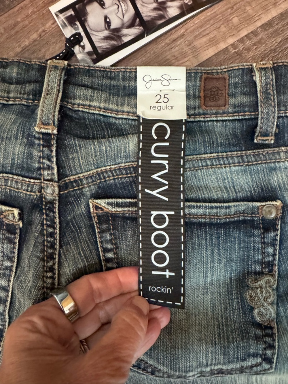 New with tags Jessica Simpson size 25 curvy boot cut denim jeans flared cute